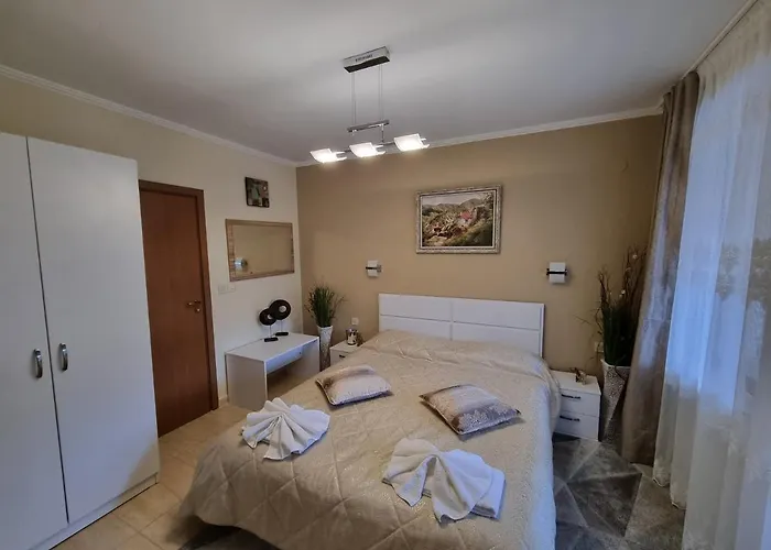 гранд манастира лукс Apartament Pamporovo